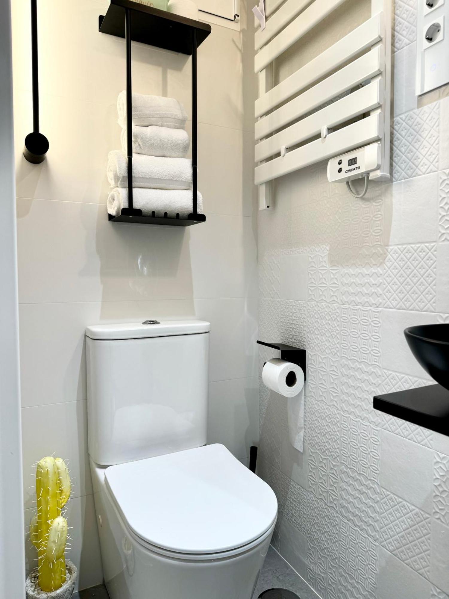 Luxury Flat City Center Full Equipe Non Touristic مدريد المظهر الخارجي الصورة