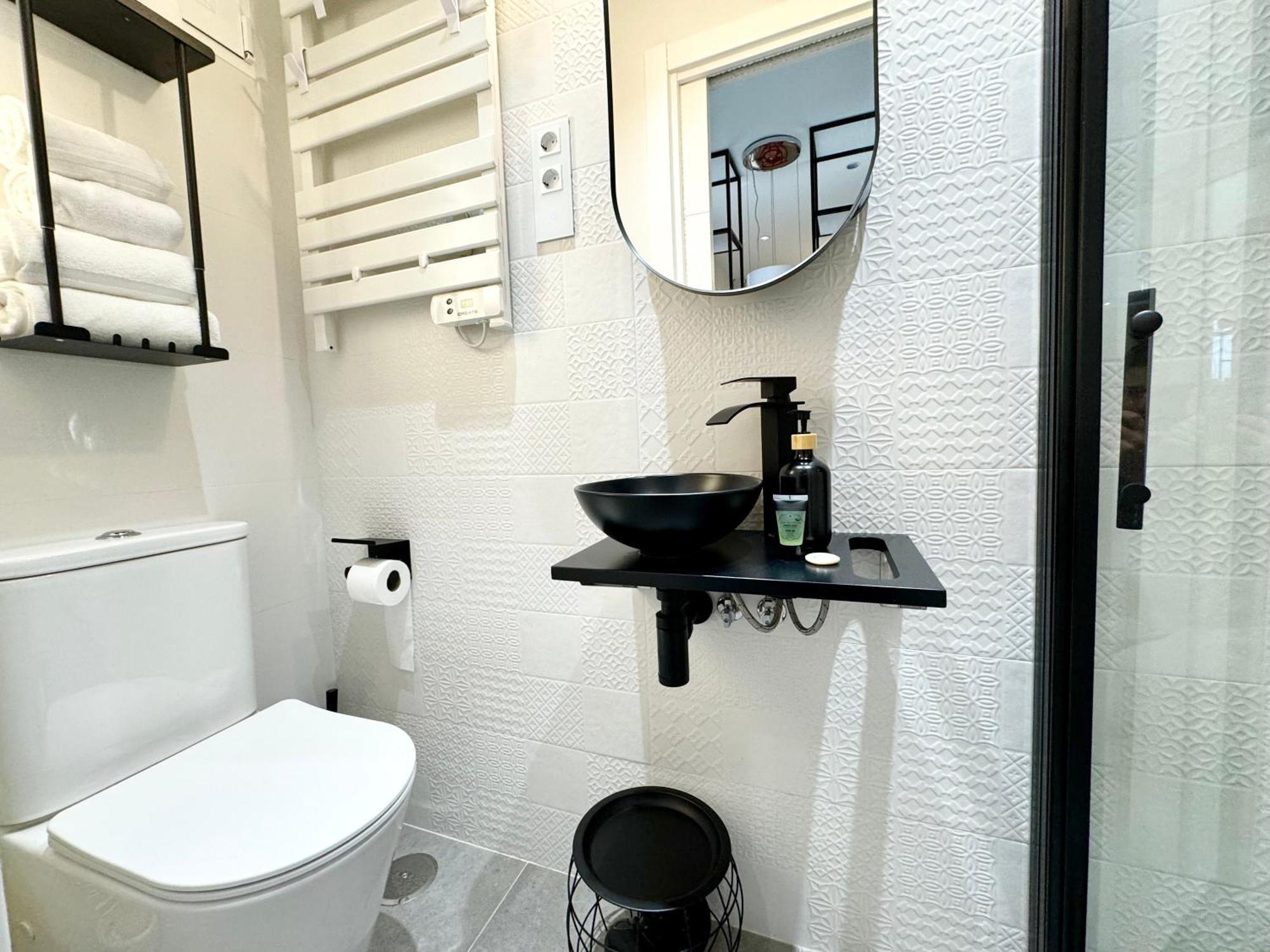 Luxury Flat City Center Full Equipe Non Touristic مدريد المظهر الخارجي الصورة