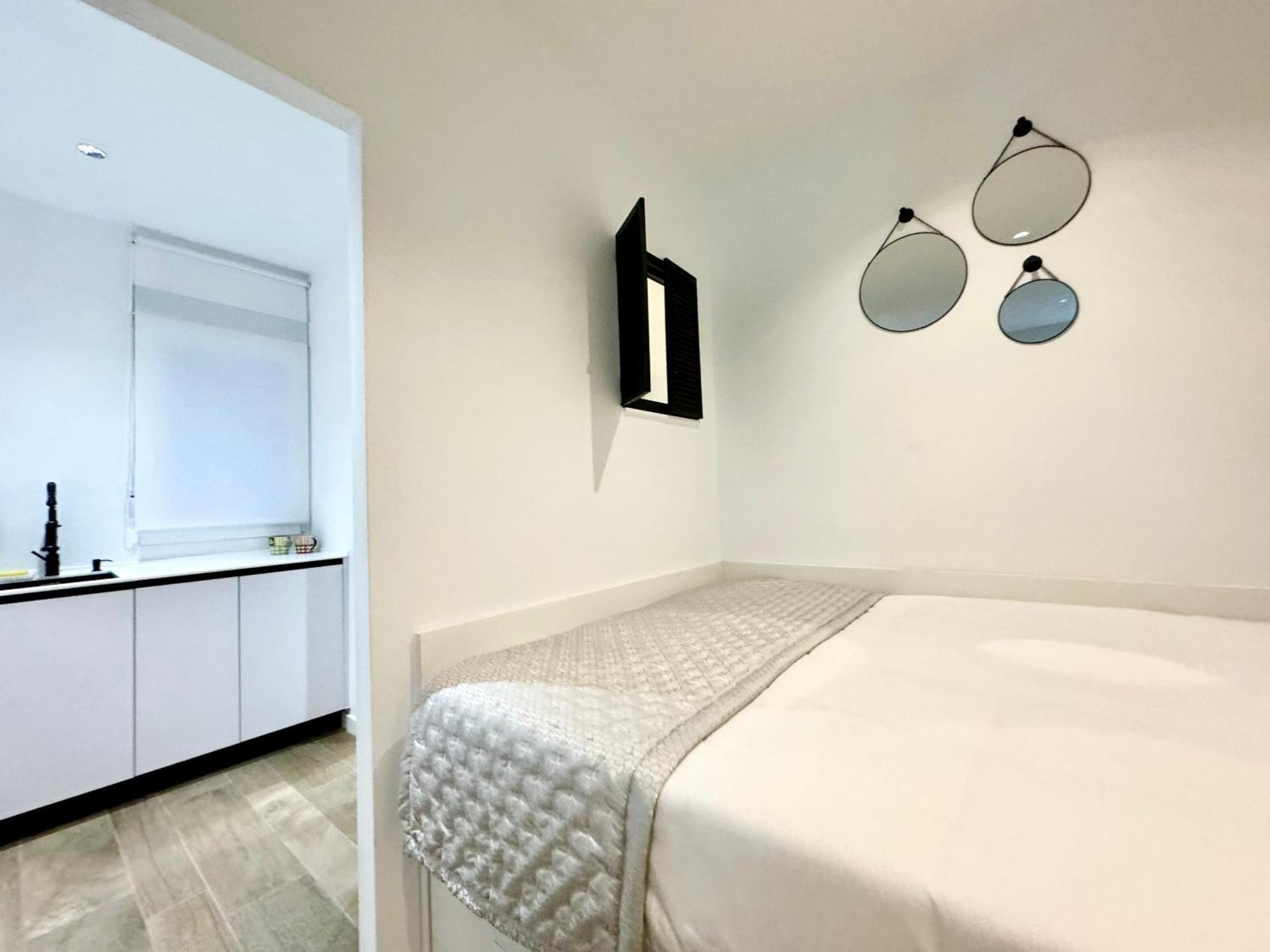Luxury Flat City Center Full Equipe Non Touristic مدريد المظهر الخارجي الصورة